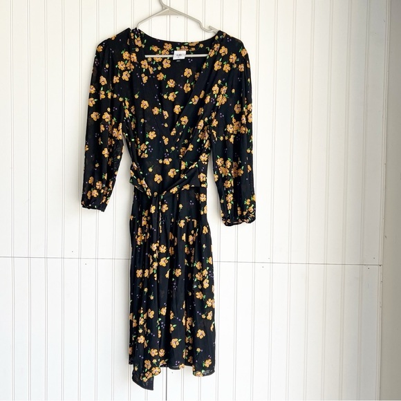 Cabi # 5945 Size XS Black Floral Debut Dress in Fiesta Floral - Picture 4 of 8